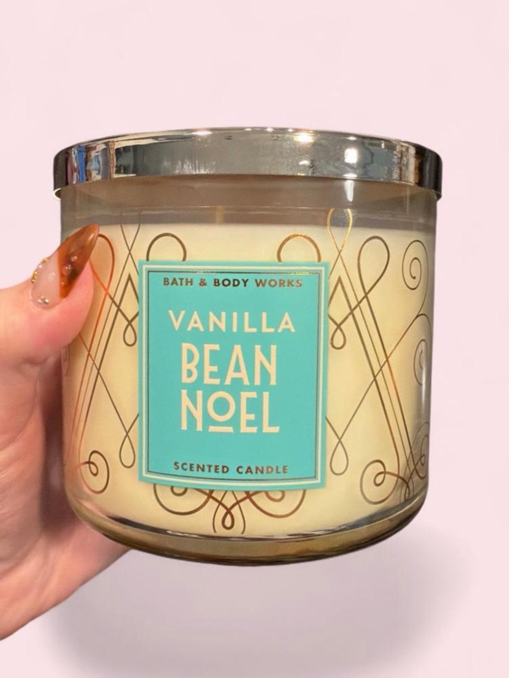 Bath & Body Works Vanilla Bean Noel Scented Candle - Turquoise Label, Ivory Wax